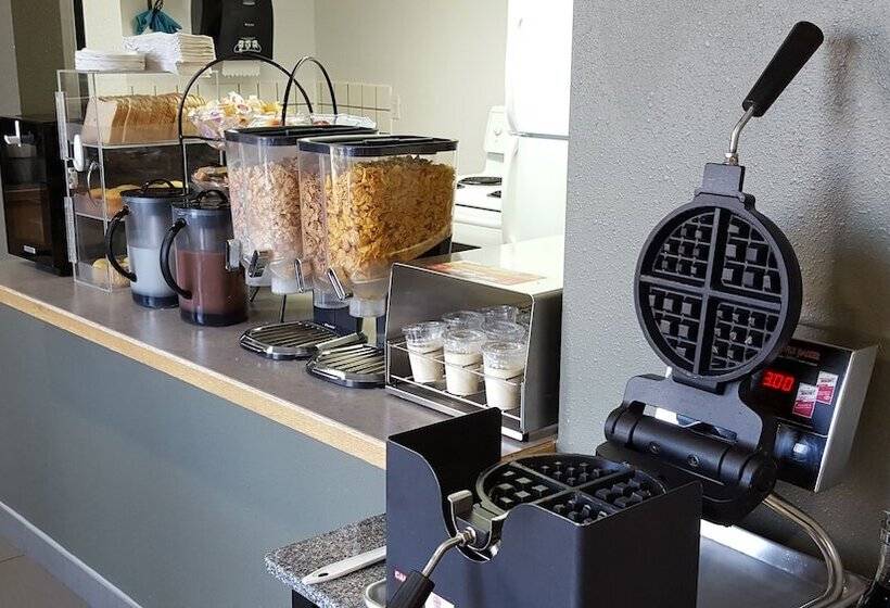 Surestay Plus Hotel By Best Western Lethbridge