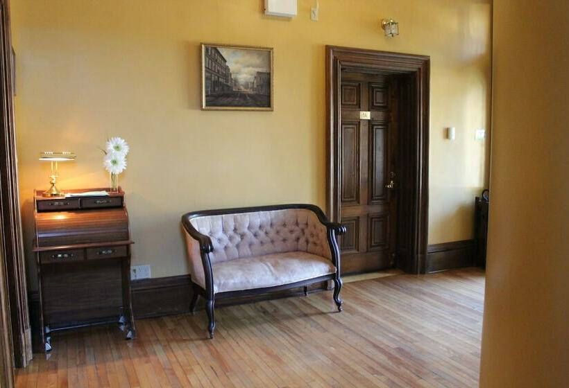 فندق The Customs House Inn