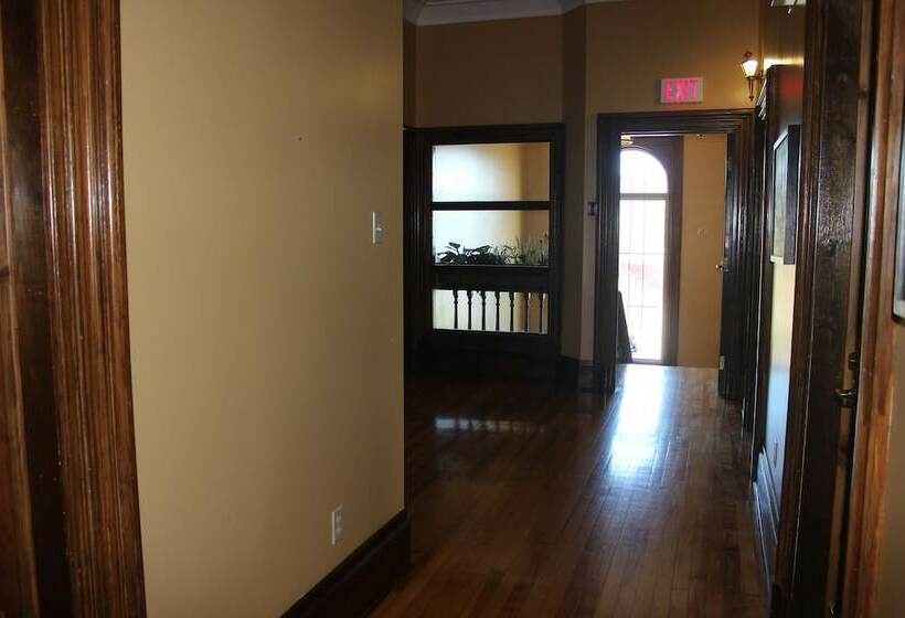 فندق The Customs House Inn