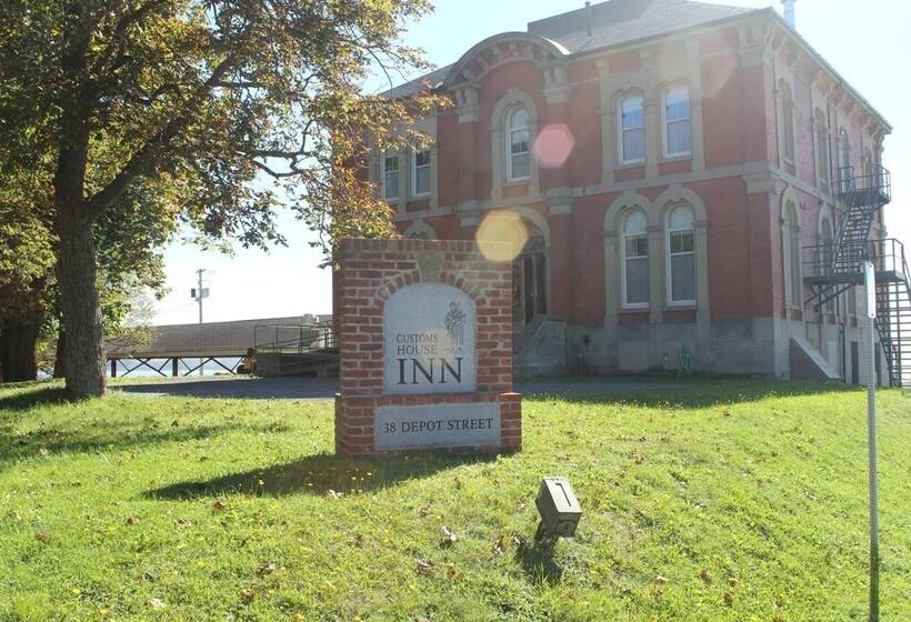 فندق The Customs House Inn