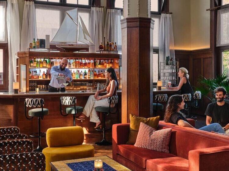 فندق The Hoxton, Lloyd Amsterdam