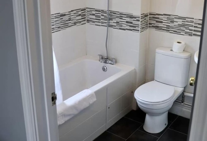 酒店 The Old Pheasant