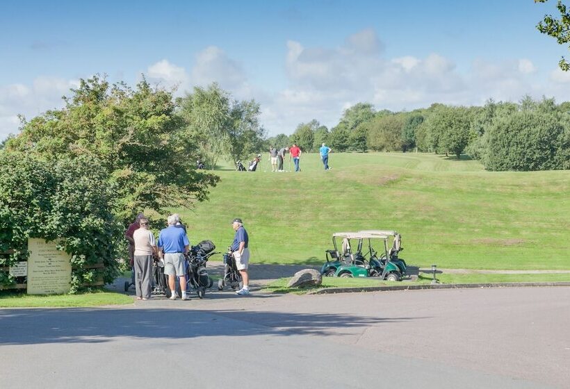 The Wiltshire Hotel, Golf And Leisure Resort