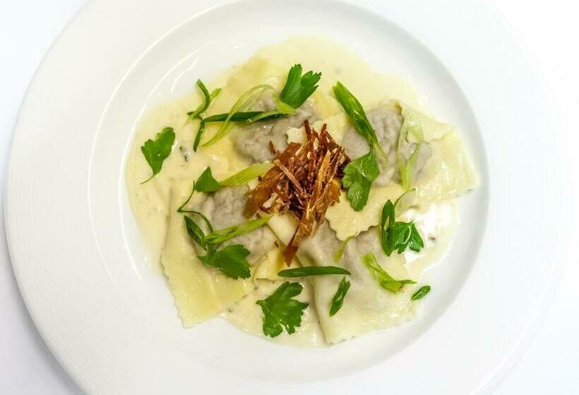 فندق The Woodlawn Inn