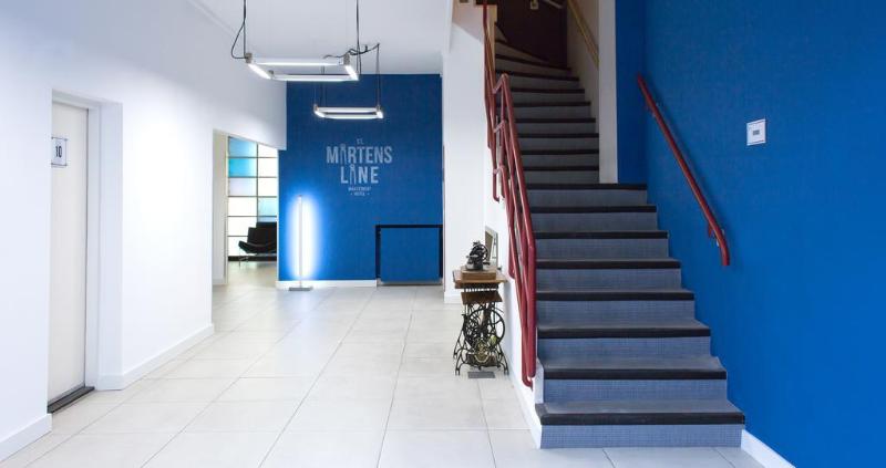 هتل Townhouse Apartments