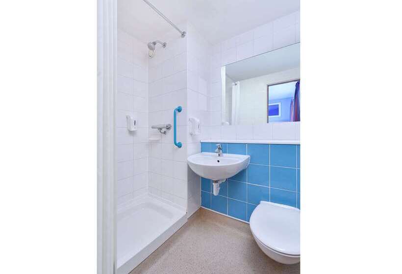 酒店 Travelodge Birmingham Central Broadway Plaza