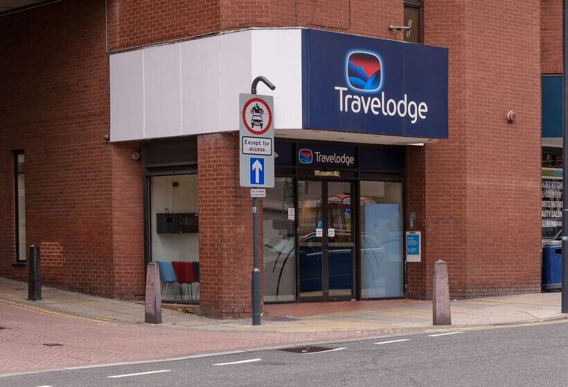 ホテル Travelodge Leeds Central Vicar Lane
