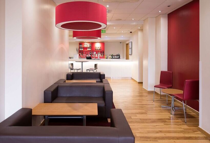 호텔 Travelodge Nottingham Central