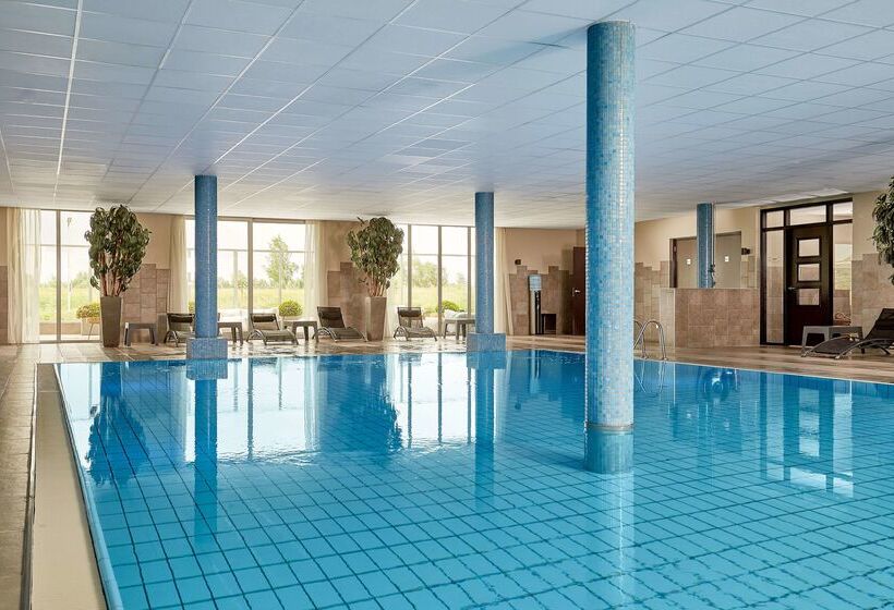Van Der Valk Hotel Ara