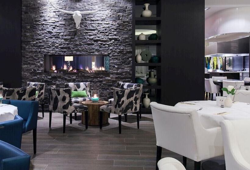 هتل Van Der Valk Maastricht