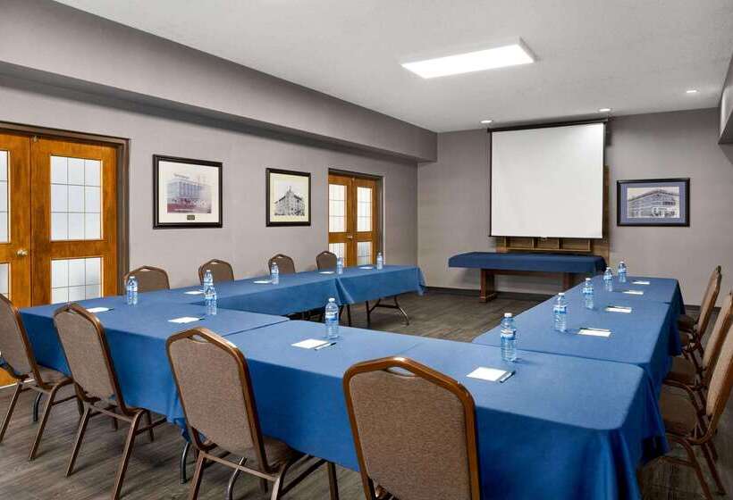 Szálloda Wingate By Wyndham Lethbridge