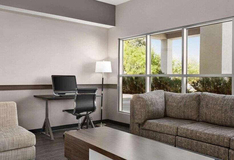 Szálloda Wingate By Wyndham Lethbridge