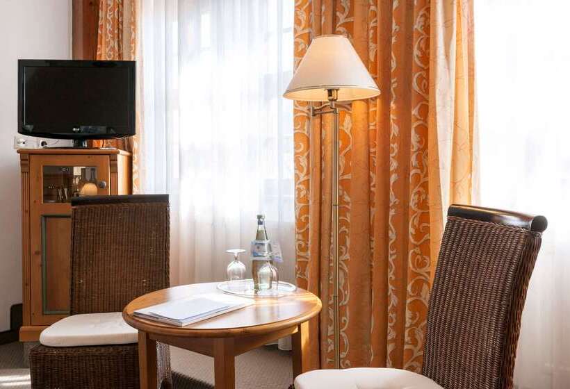 ホテル Wyndham Garden Quedlinburg Stadtschloss