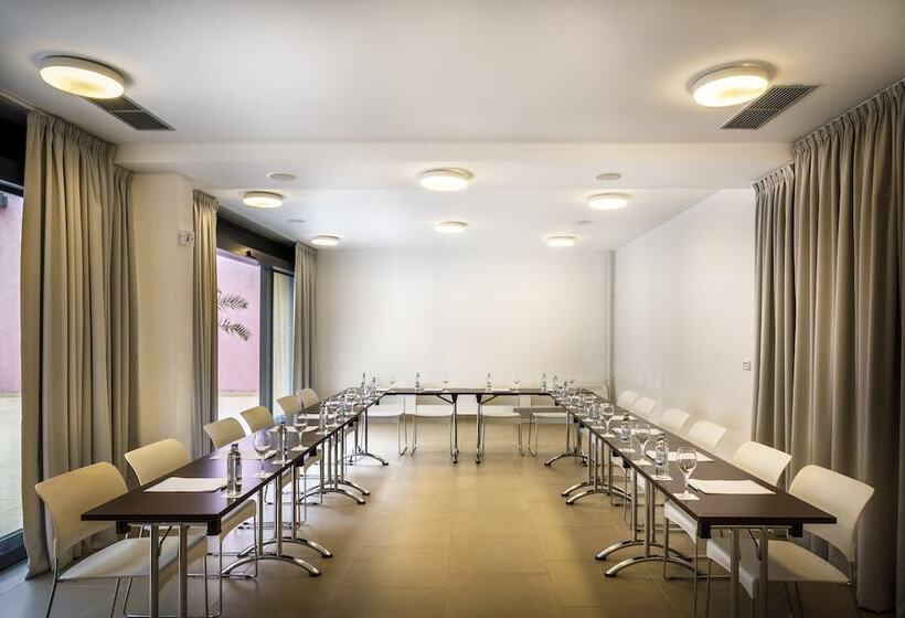 Отель Island  Istra