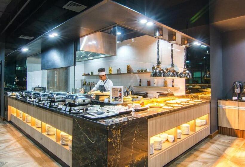 Mercure Yangon Kaba Aye