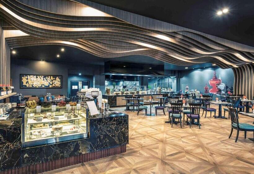 Mercure Yangon Kaba Aye
