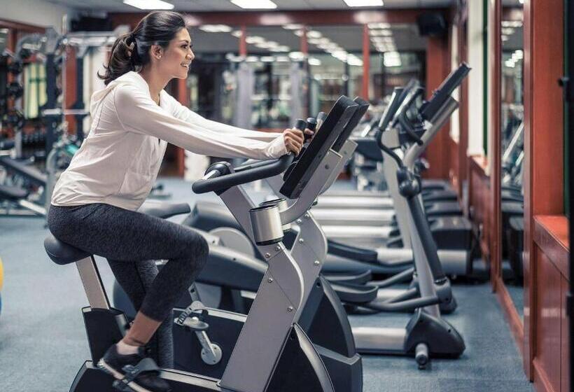 Mercure Yangon Kaba Aye