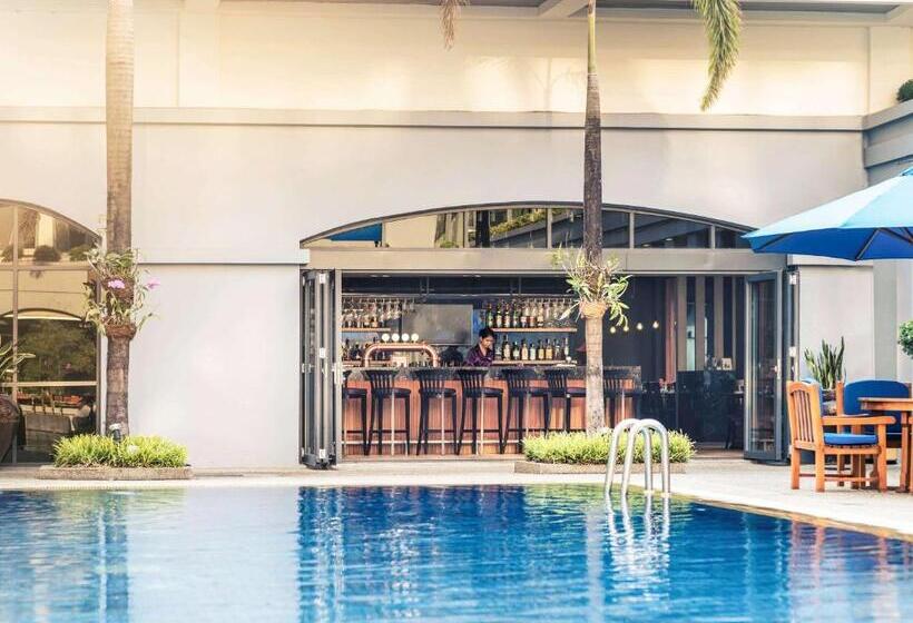 Mercure Yangon Kaba Aye