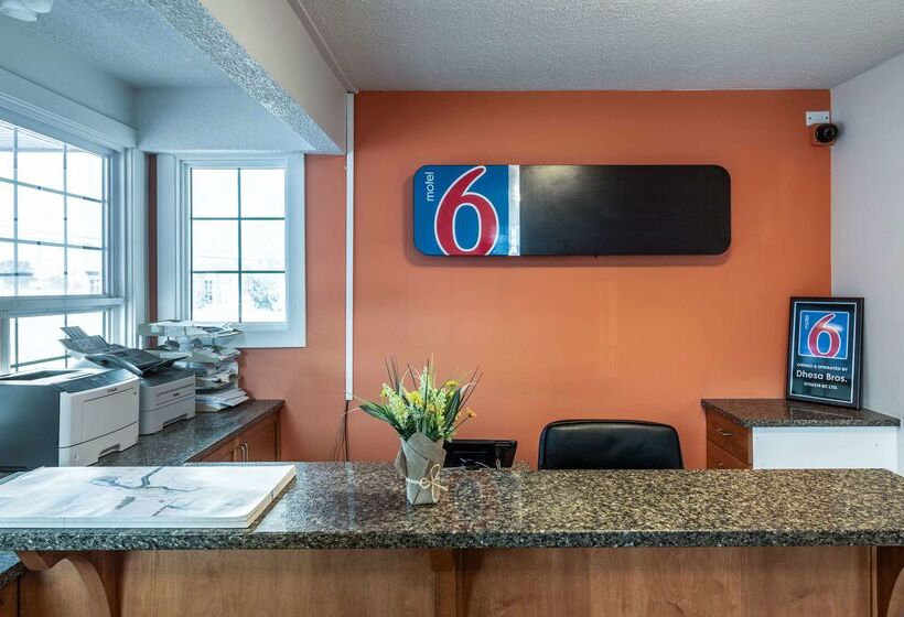 Motel 6 Kamloops, Bc