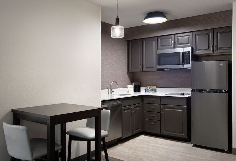 Residence Inn By Marriott Madison West/middleton