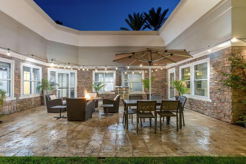 Residence Inn By Marriott Corona Riverside