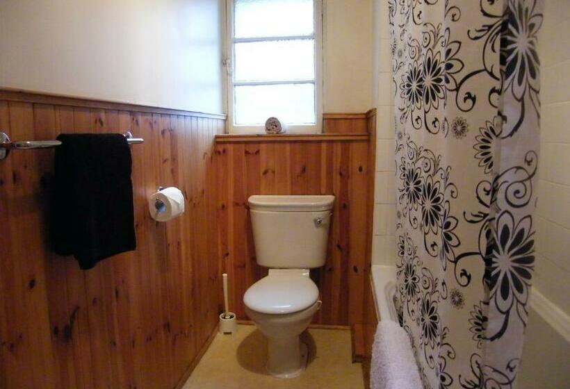 Royal Mile Group Apartments