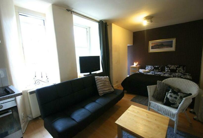 Royal Mile Group Apartments