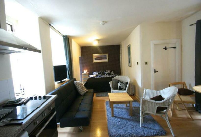 Royal Mile Group Apartments