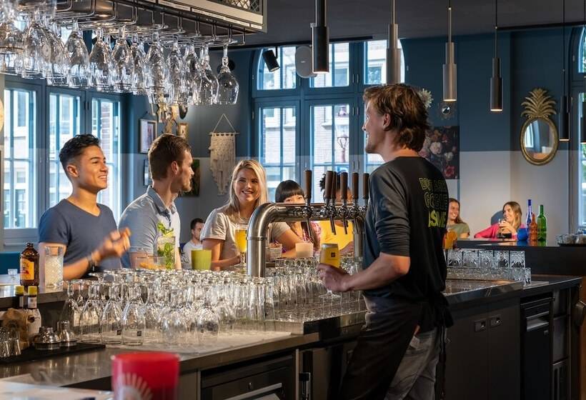 Stayokay Hostel Amsterdam Oost