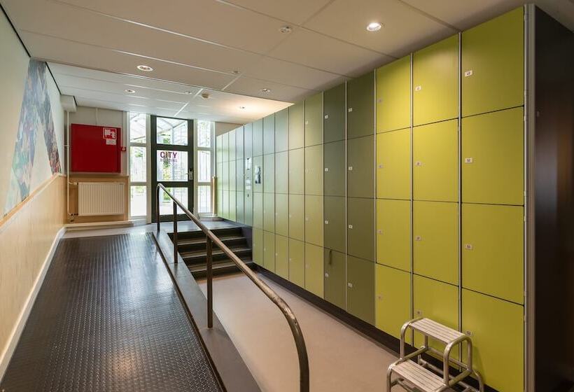 Stayokay Hostel Amsterdam Vondelpark