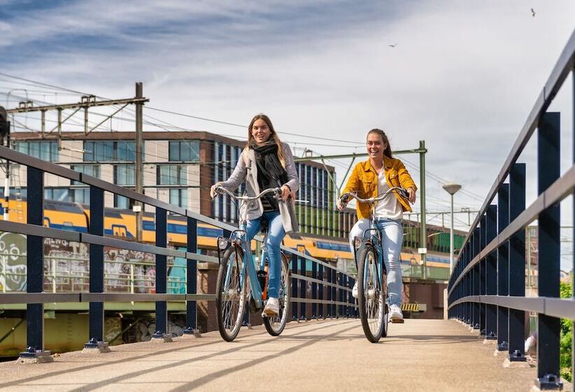 Stayokay Hostel Amsterdam Vondelpark