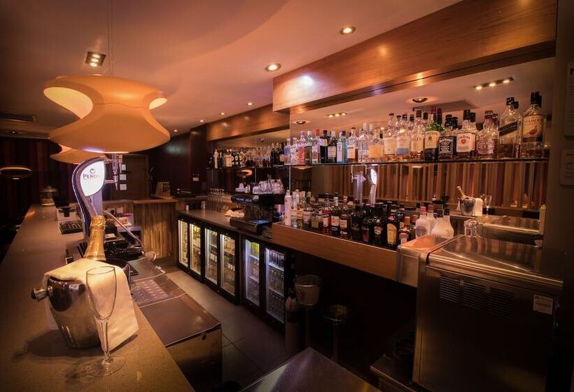 The Continental Hotel Heathrow