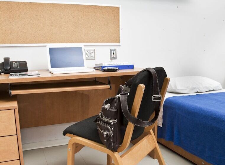 University Of Toronto New College Residence 45 Willcocks Residence