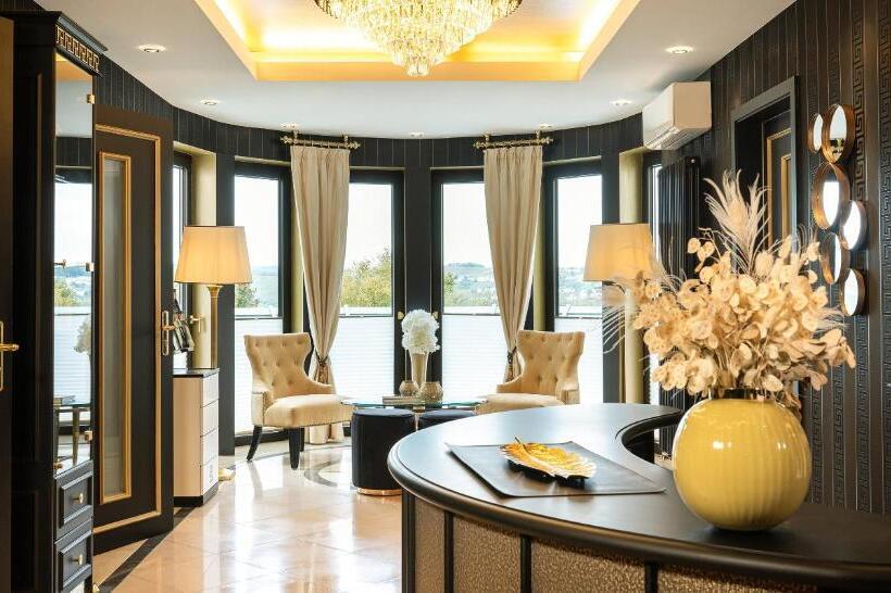 Victor S Residenz Hotel Schloss Berg