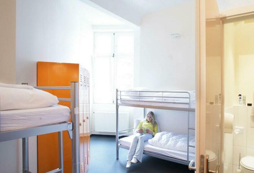 All In Hostel Berlin