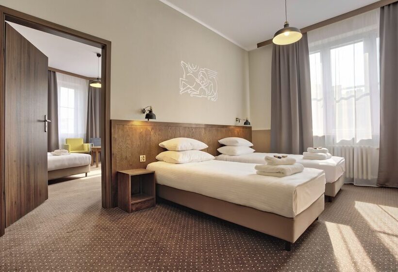 Daniel Griffin Aparthotel By Artery Hotels