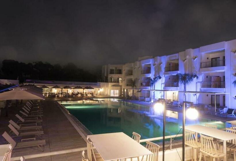 هتل Acqua Viva Village