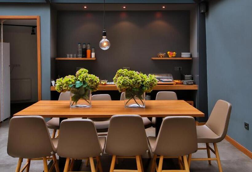 בית מלון כפרי Alilass