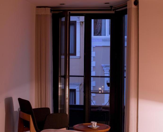 בית מלון כפרי Alilass