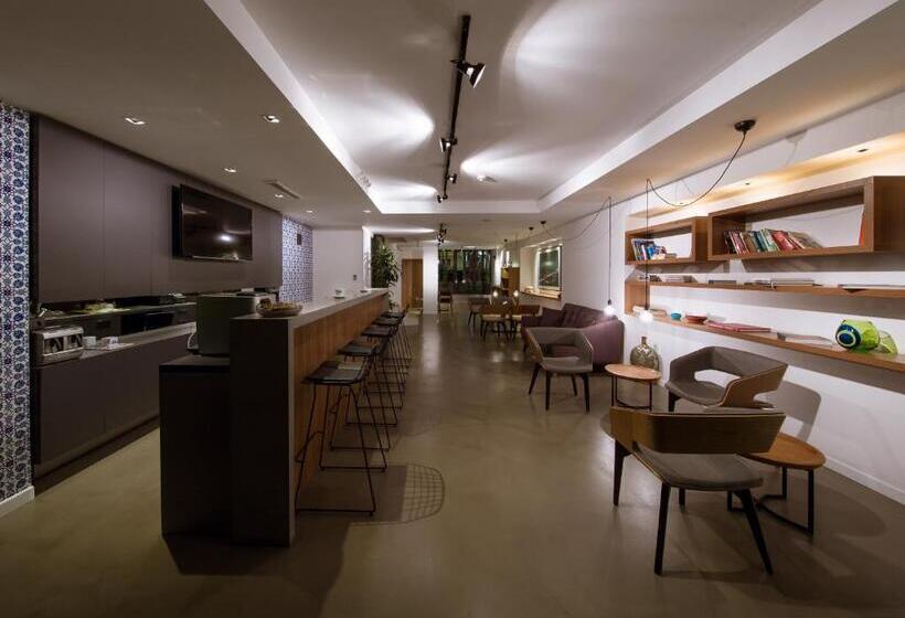 בית מלון כפרי Alilass