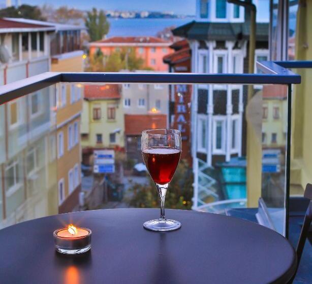 בית מלון כפרי Alilass