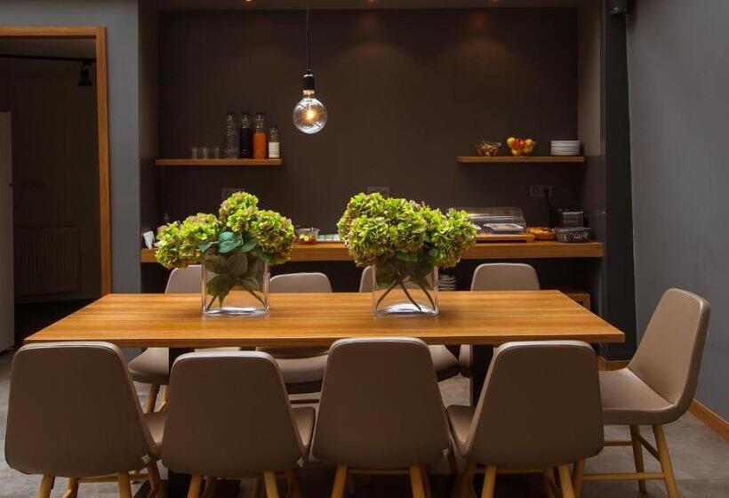 בית מלון כפרי Alilass