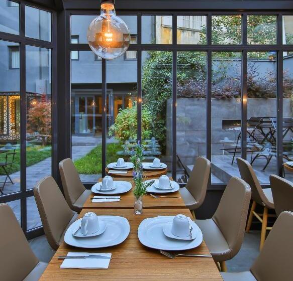 בית מלון כפרי Alilass