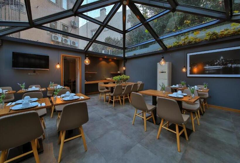 בית מלון כפרי Alilass