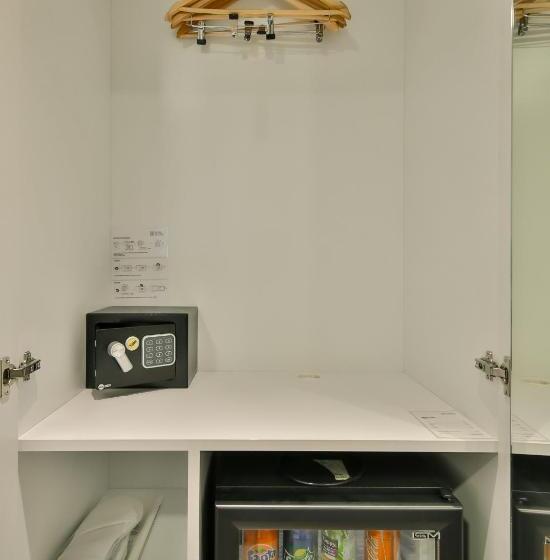 בית מלון כפרי Alilass