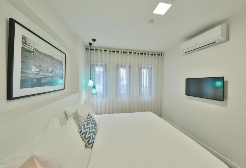 בית מלון כפרי Alilass