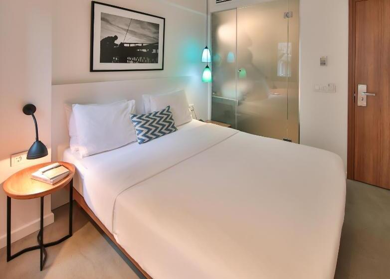 בית מלון כפרי Alilass