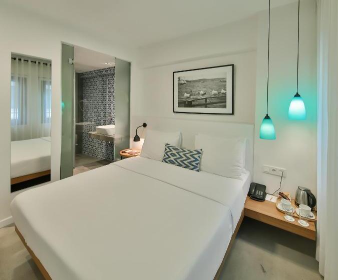 בית מלון כפרי Alilass