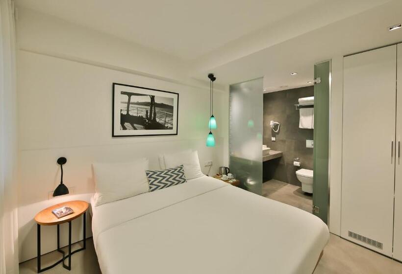 בית מלון כפרי Alilass