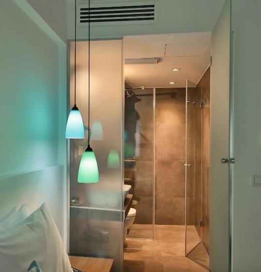 בית מלון כפרי Alilass